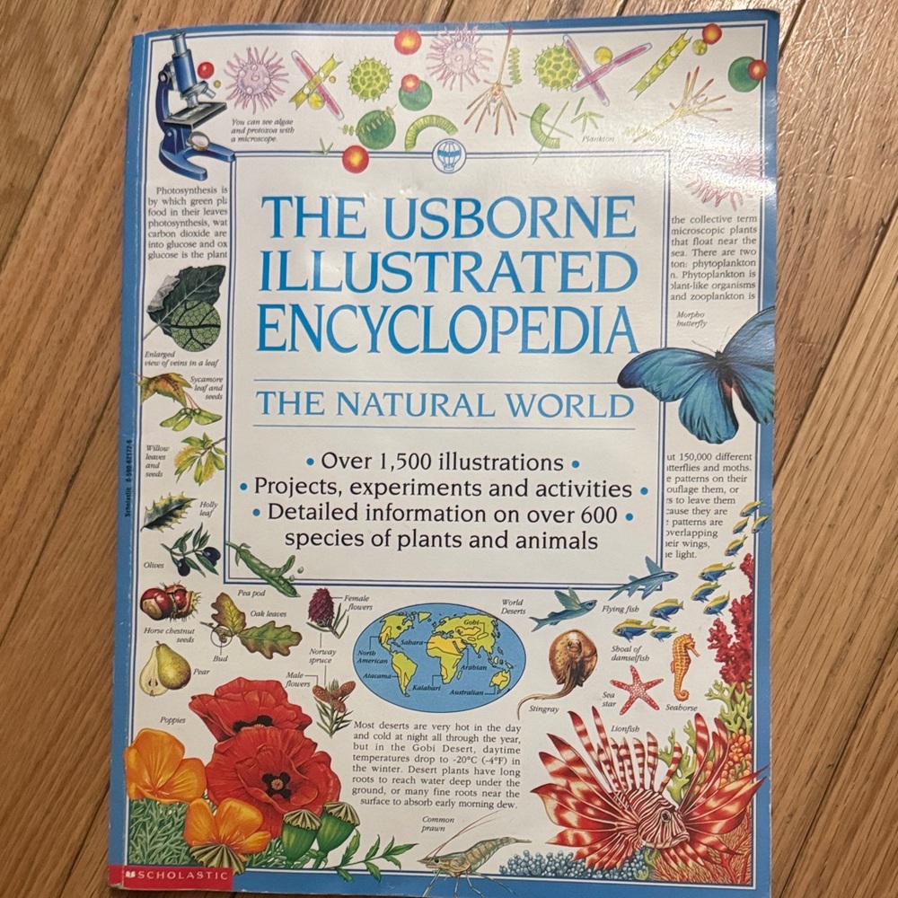 Scholastic Illustrated Encyclopedia: Nature's Wonders
